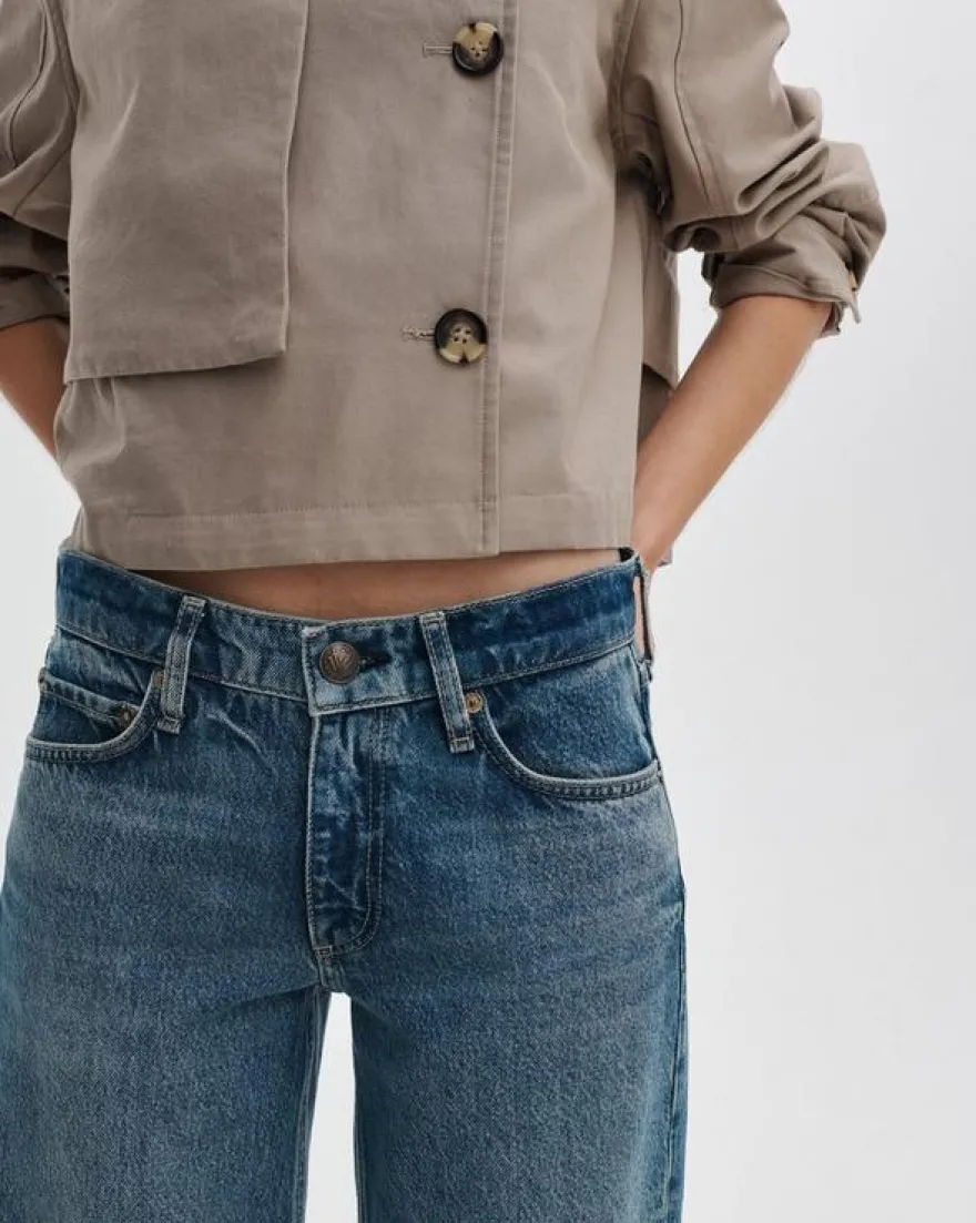 Cam Relaxed Straight Jean
