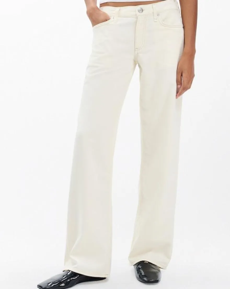 Cam Relaxed Straight Jean
