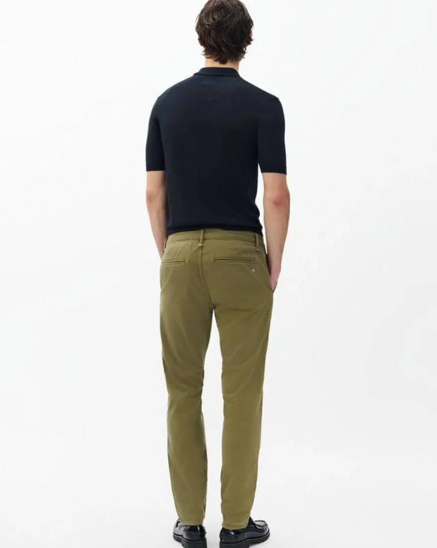 Fit 3 Athletic Chinos