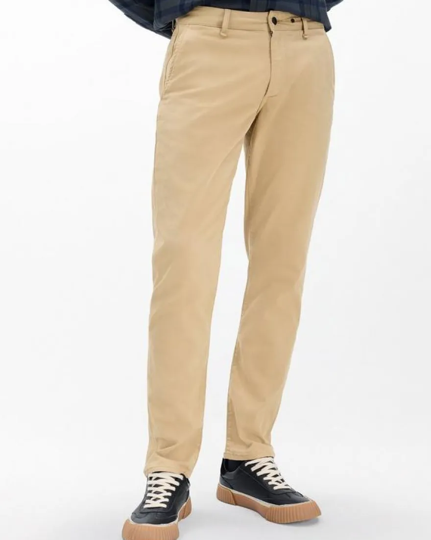Fit 3 Athletic Chinos