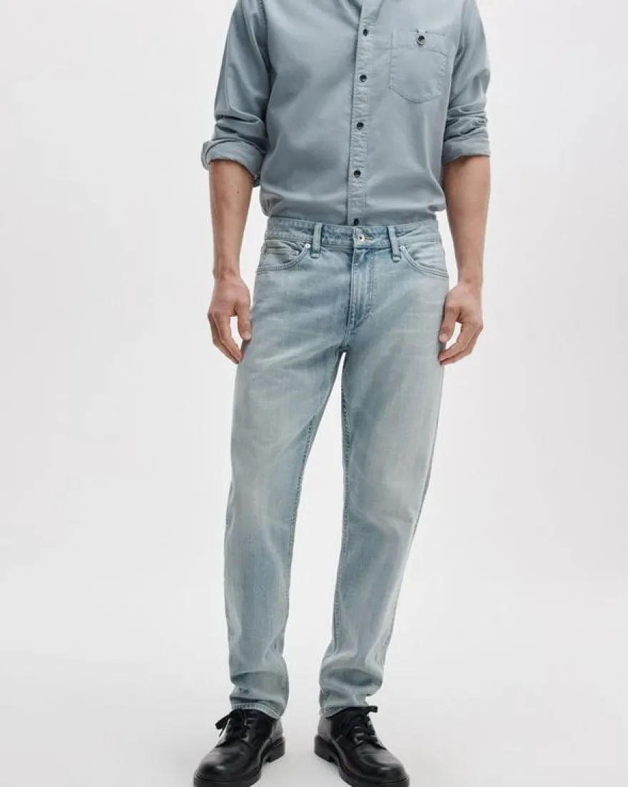 Fit 3 Athletic Jean