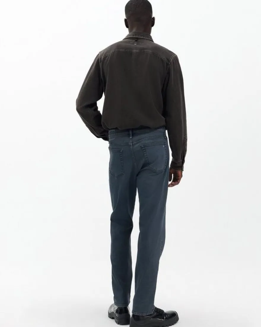 Fit 3 Athletic Jeans
