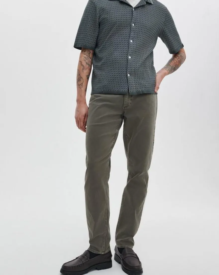 Fit 3 Athletic Jeans