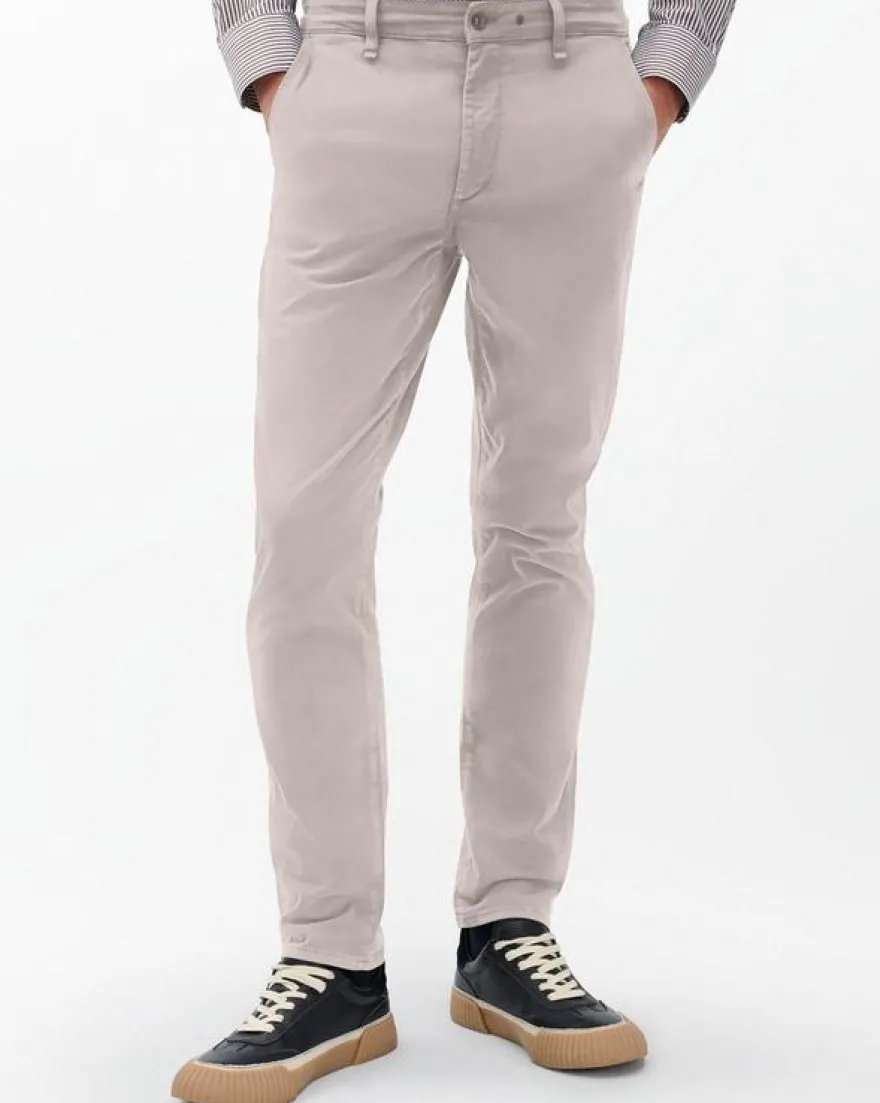 Fit 2 Slim Chinos