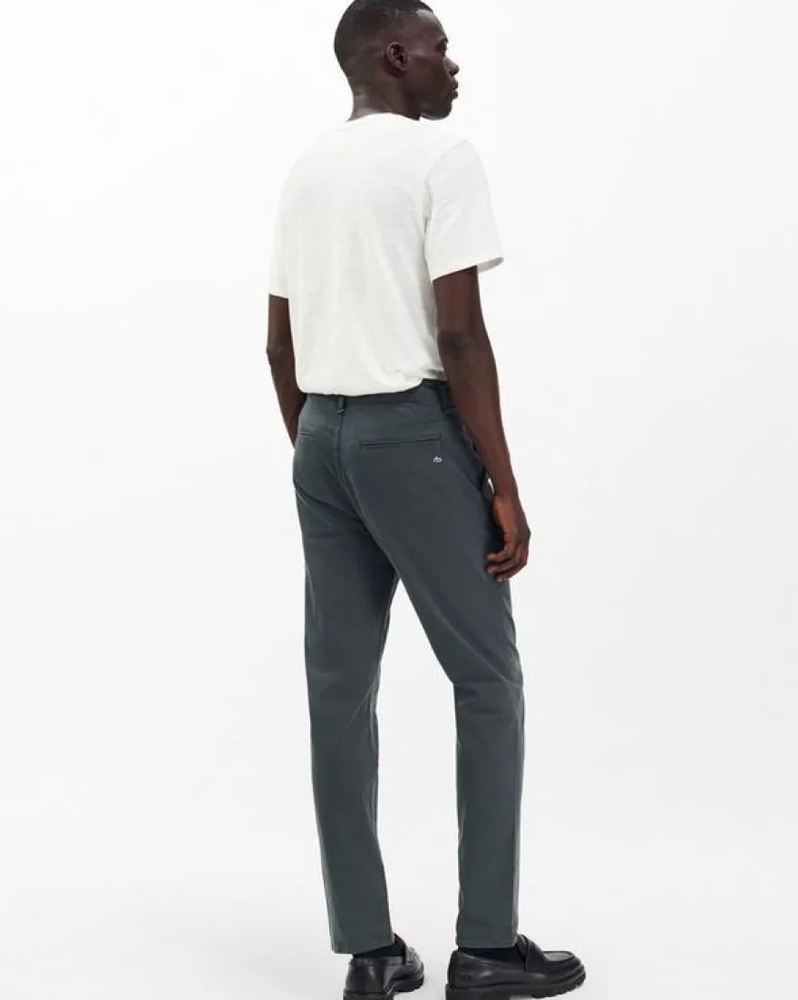 Fit 2 Slim Chinos