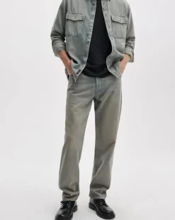 Fit 4 Straight Jean