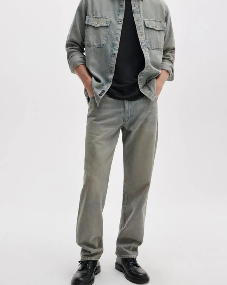 Fit 4 Straight Jean