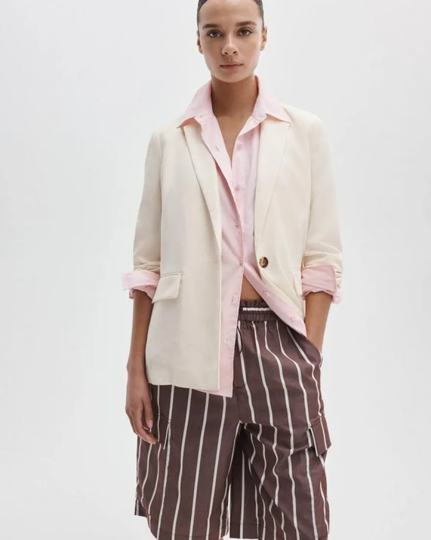 Jennie Tailored Blazer