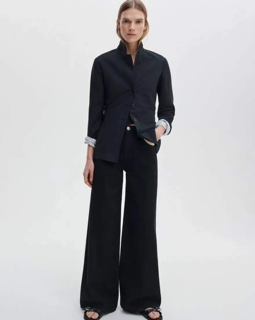 Logan Wide-Leg Jeans