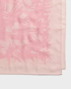 Sally Sarong