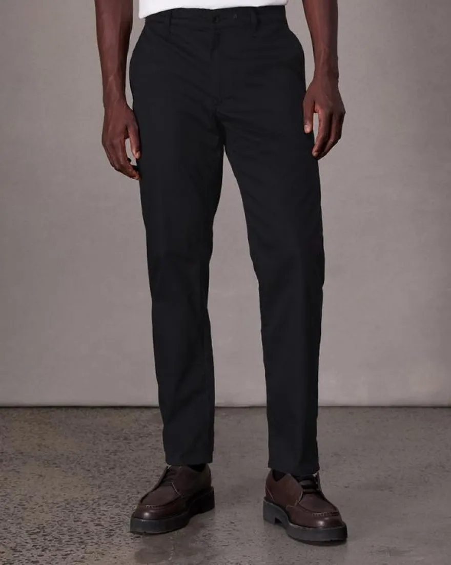 Standard Chino Pant